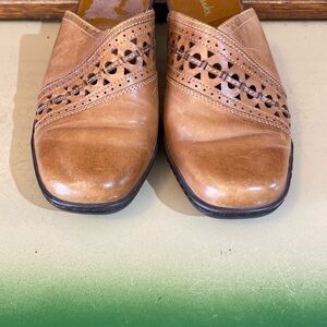Clarks cutout chestnut mules